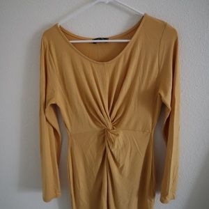 MRT 1030 Yellow dress